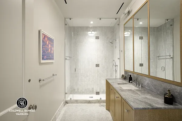 Sold by Coldwell Banker Warburg | media 10