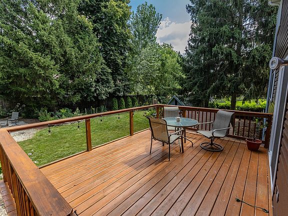 3rd image of 33179 N Ashley Dr