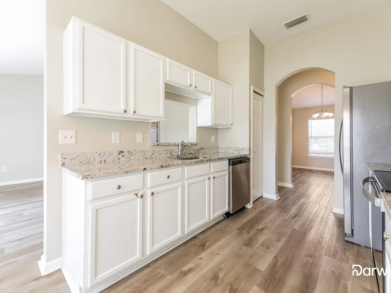 3 bed, 2.0 bath, 1562 sqft, $1,865 — Photo 4