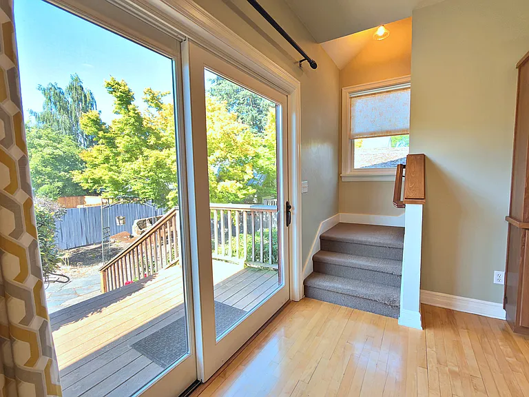 1827 N Skidmore St — Photo 33