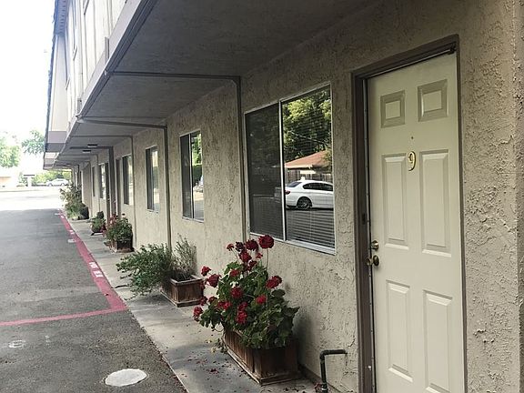 2nd image of 5632 Cypress Ave APT 09