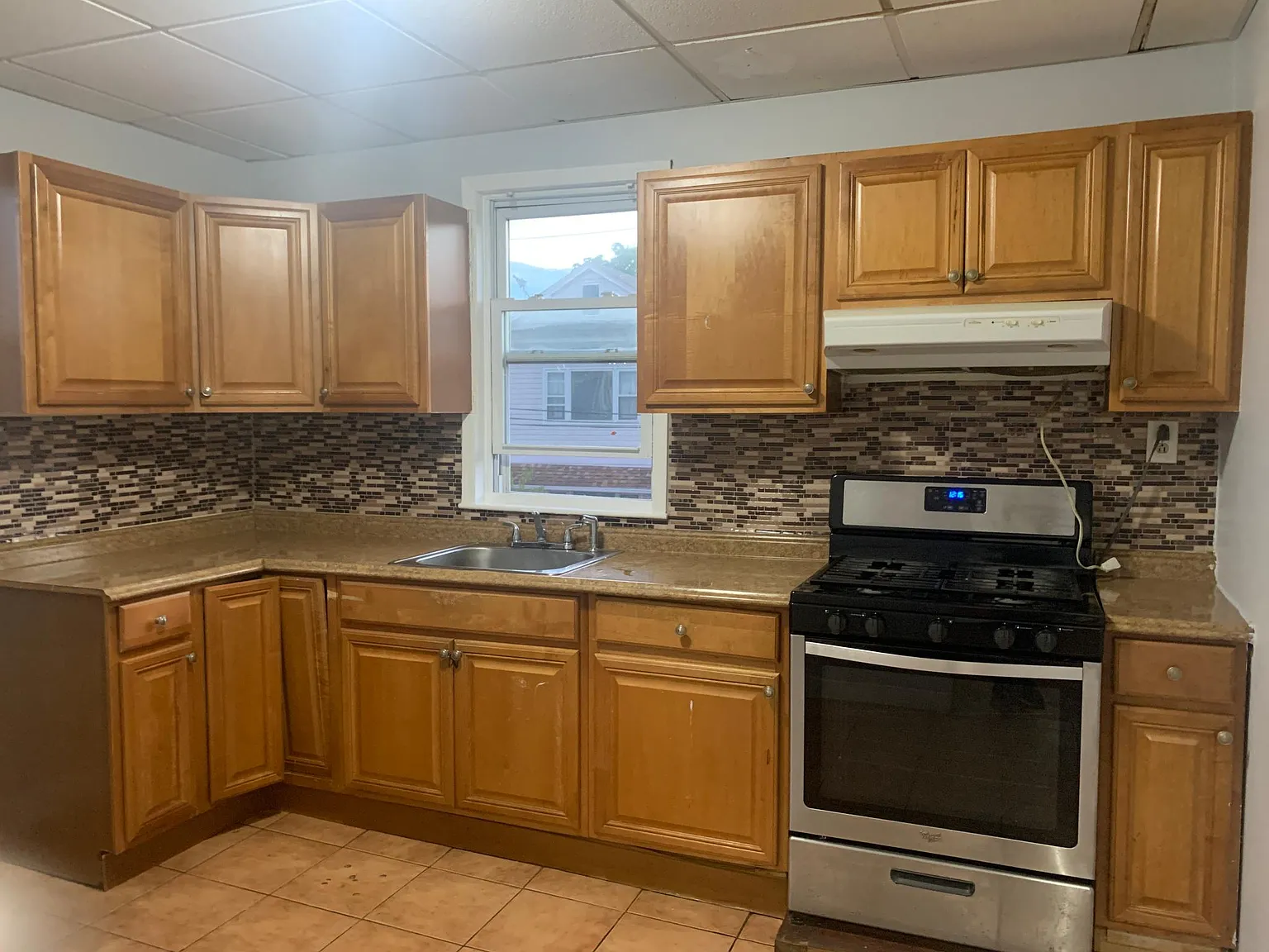 35 Portland Ave — Photo 1