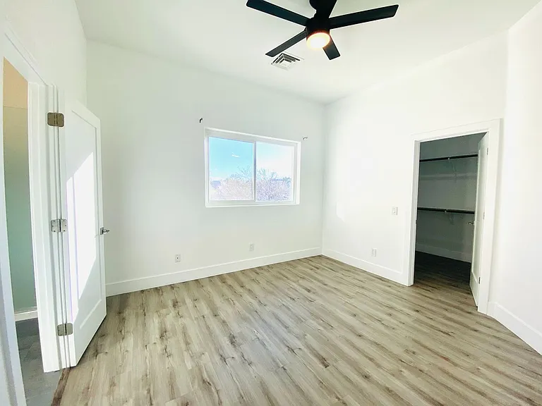 9800 Camden Hills Ave — Photo 15