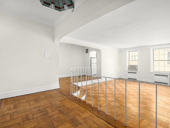 4th image of 145 Hicks St APT A47