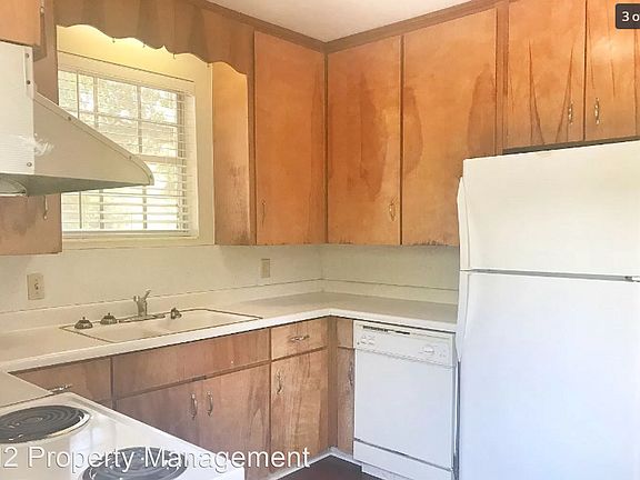 4th image of 550 E Park Ave #11333934
