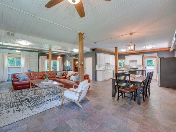 27W172 Galusha Ave #ID1306620P