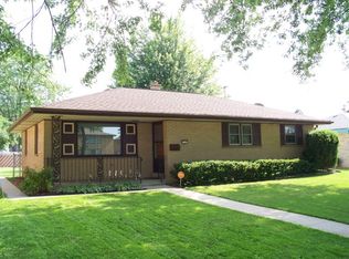 9109 W Grantosa Dr, Milwaukee, WI 53225