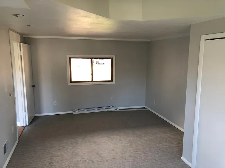 2724 S Jackson St — Photo 15