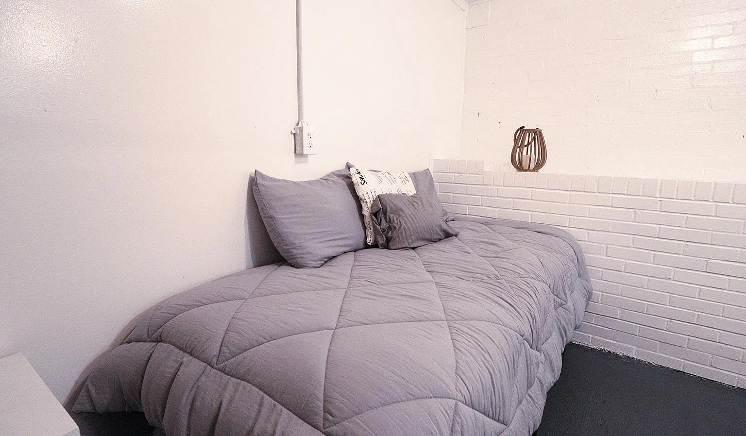 Studio, 1248 sqft, $1,000 — Photo 3