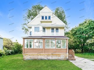 2253 E 74th St, Cleveland, OH 44103