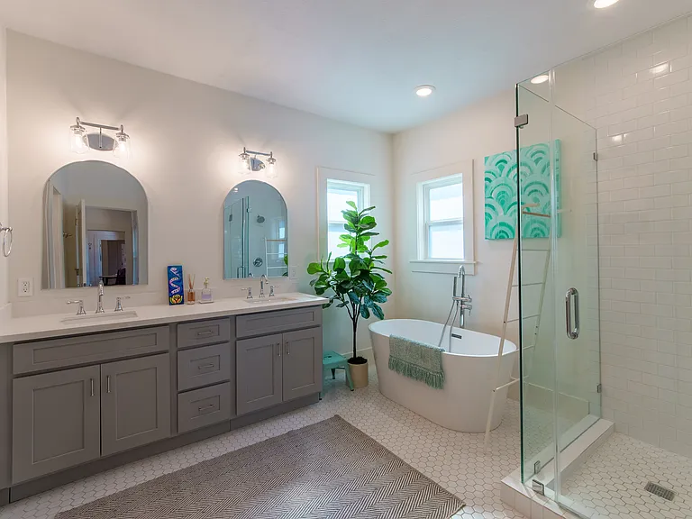 3016 Houston Ave — Photo 16