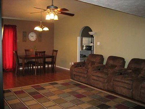 4th image of 6313 Briarknoll Dr