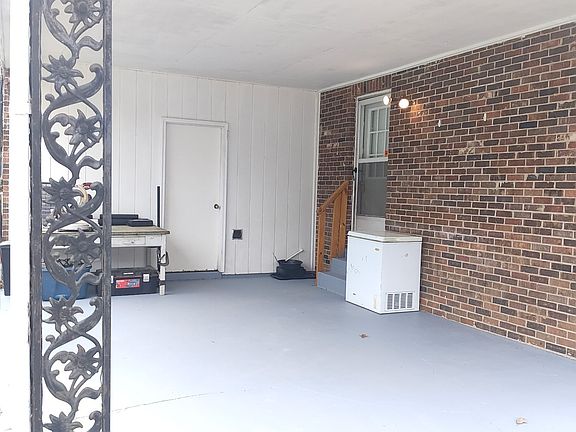 4th image of 630 Arrowhead Dr