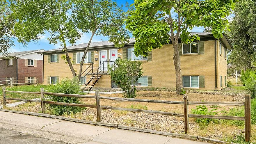 Building Photo - 7171 Stuart St #4