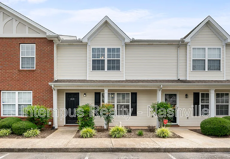 415 Shoshone Pl — Photo 1