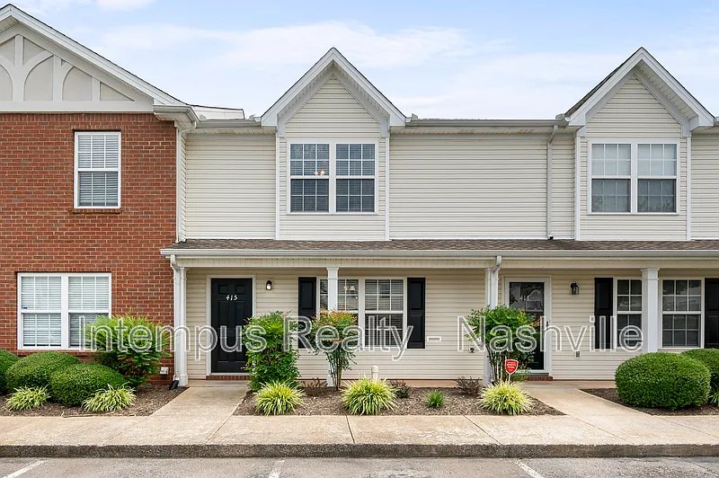415 Shoshone Pl