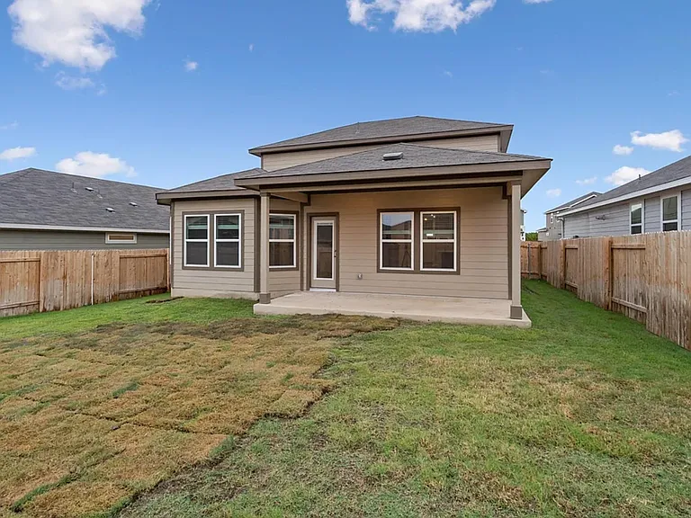 528 Loriner Way — Photo 31