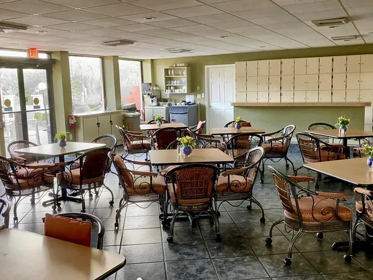Yacht Club Restaurant