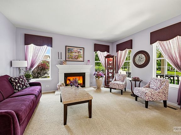 5th image of 233 Willington Way