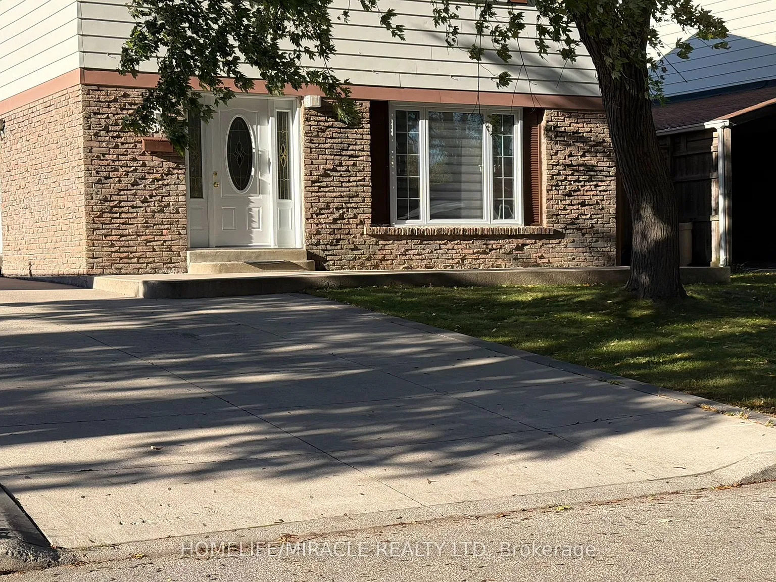 4 bed, $3,400 — Photo 2
