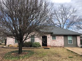 270 Trail St, Deport, TX 75435