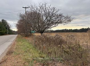 2748 Golf Course Rd, Clarington, ON L1B 0N8