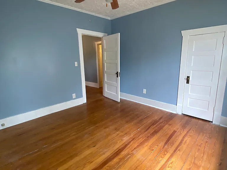 617 Jefferson St E — Photo 7