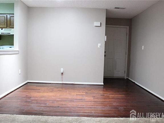 2nd image of 5219 Ravens Crest Dr