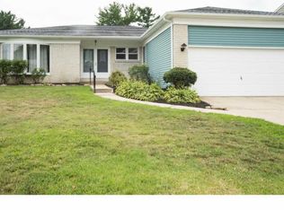 7 Lakeview Dr, Cherry Hill, NJ 08003