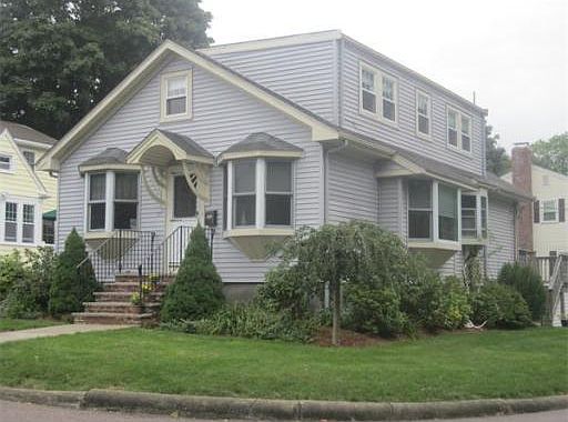 1st image of 37 Monroe St E