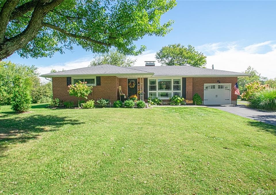 1st image of 85 Meadowbrooke Dr