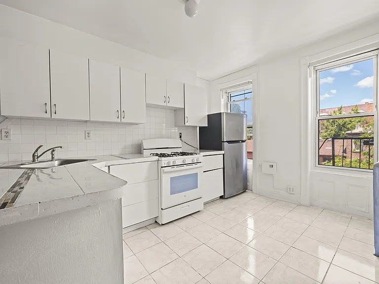 314 York St #3 — Photo 3