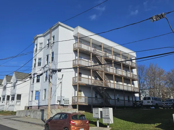 94 Knox Street, Lewiston, ME 04240