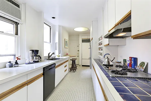 Sold by Corcoran | media 10