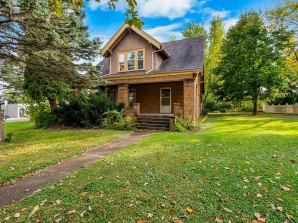 W1945 Main STREET, Sullivan, WI 53178