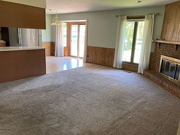 Open concept family room 