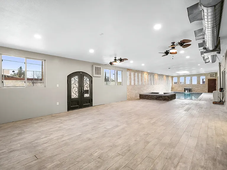 2515 Memphis Ave — Photo 19