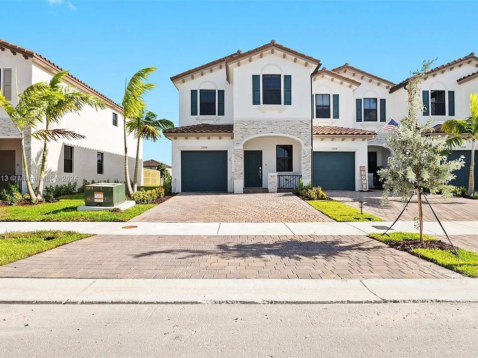 11934 SW 247th Ter