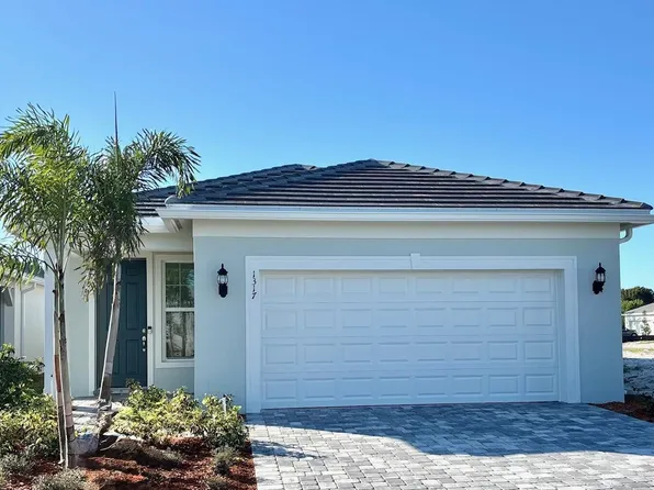 1317 Haven Circle #Hallmark 89, Vero Beach, FL 32960