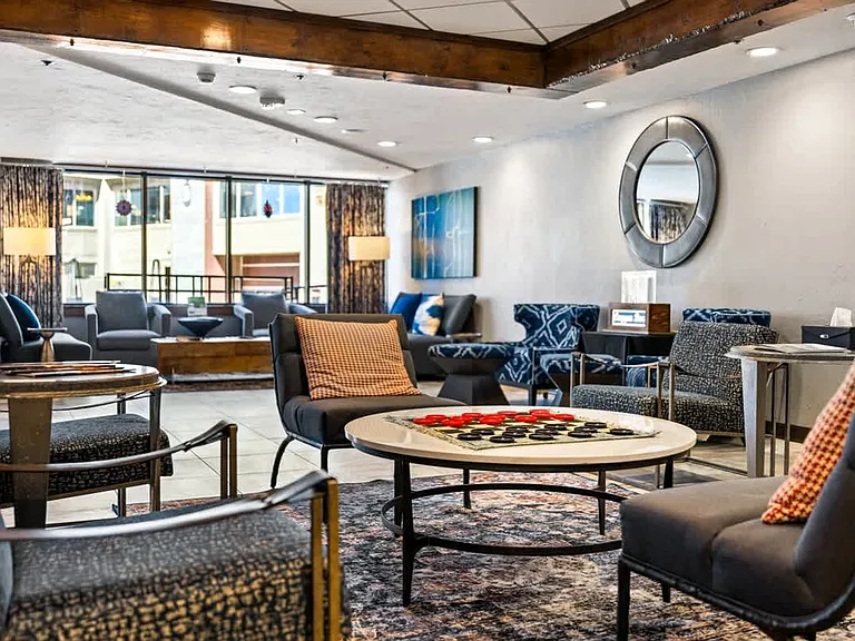 Building's Lounge