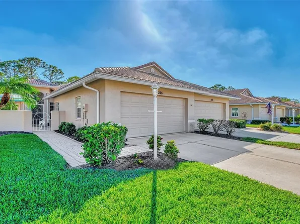 225 Auburn Woods Cir, Venice, FL 34292