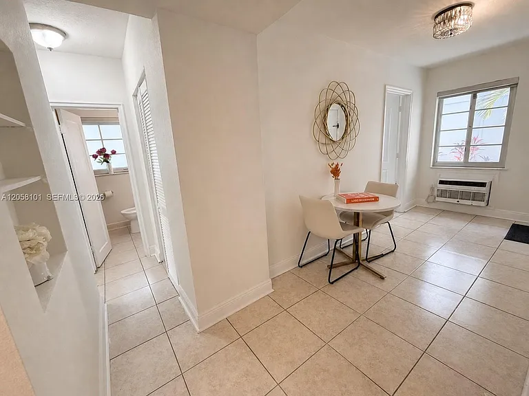 951 Jefferson Ave #2 — Photo 16
