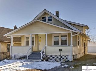 3027 Huntington Ave, Omaha, NE 68112