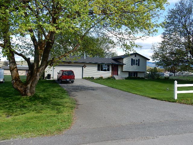 1st image of 19724 E Micaview Ave