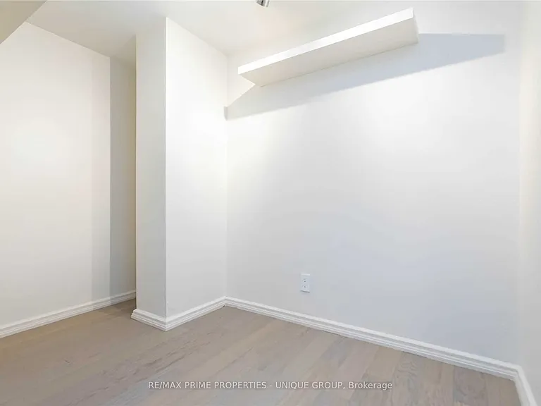 80 Front St E #715 — Photo 20