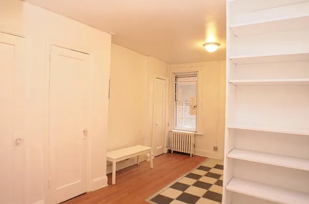 Rented by Buchbinder & Warren | media 3