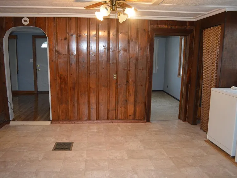 127 Sheldon Ave — Photo 4