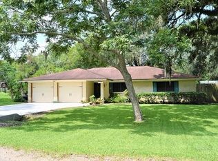 111 Avenue G, Brazoria, TX 77422