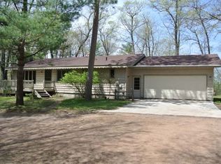 9850 Wintergreen Dr, Minocqua, WI 54548
