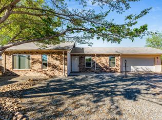 1320 Manzanita Ct SE, Rio Rancho, NM 87124
